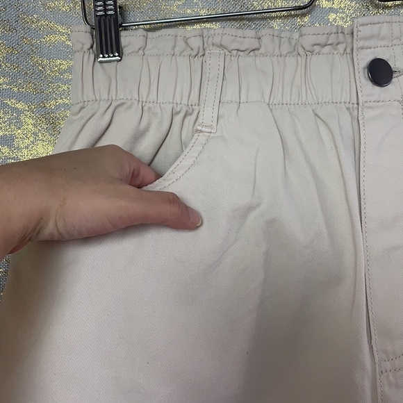 H$M Women’s Beige Twill Paper Bag Women’s High waisted linen Shorts Size M - Picture 3 of 12